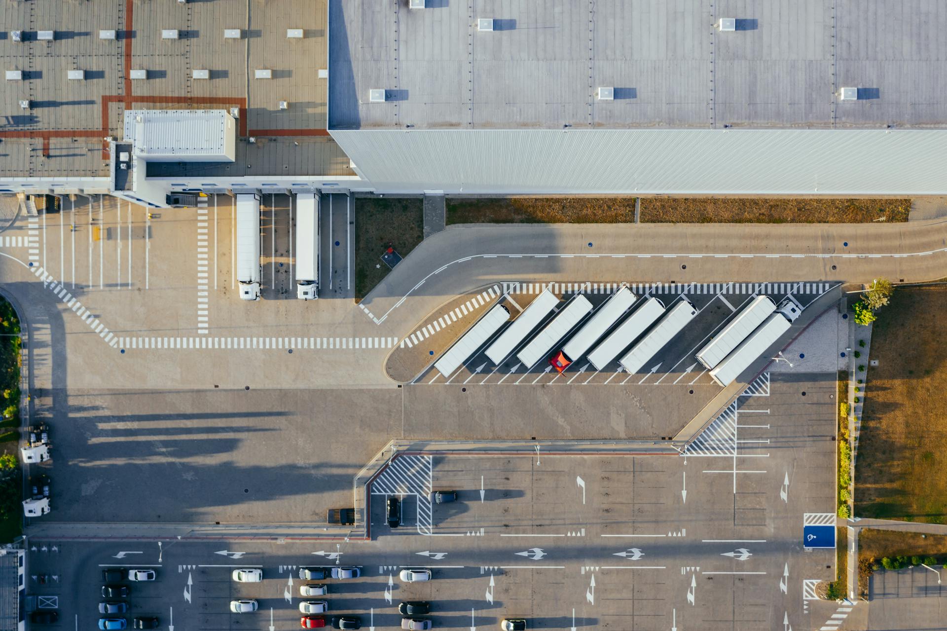 Challenges in Logistic for a Small Business E Commerce project